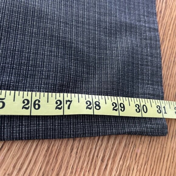 Lee Relaxed Fit, Straight Leg, Mid Rise Pant, Wrinkle Resistant Size 14 Medium - Picture 8 of 9